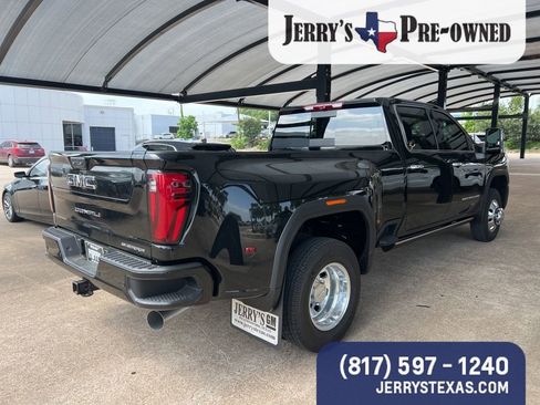 Used 2026 GMC Sierra 3500 Denali Ultimate AWD/4WD image 4