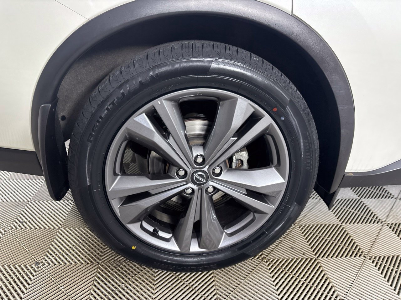 Used 2023 Nissan Murano Platinum w/ Cargo Package AWD/4WD image 37