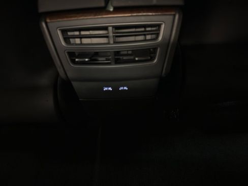 Used 2018 Tesla Model S AWD image 28