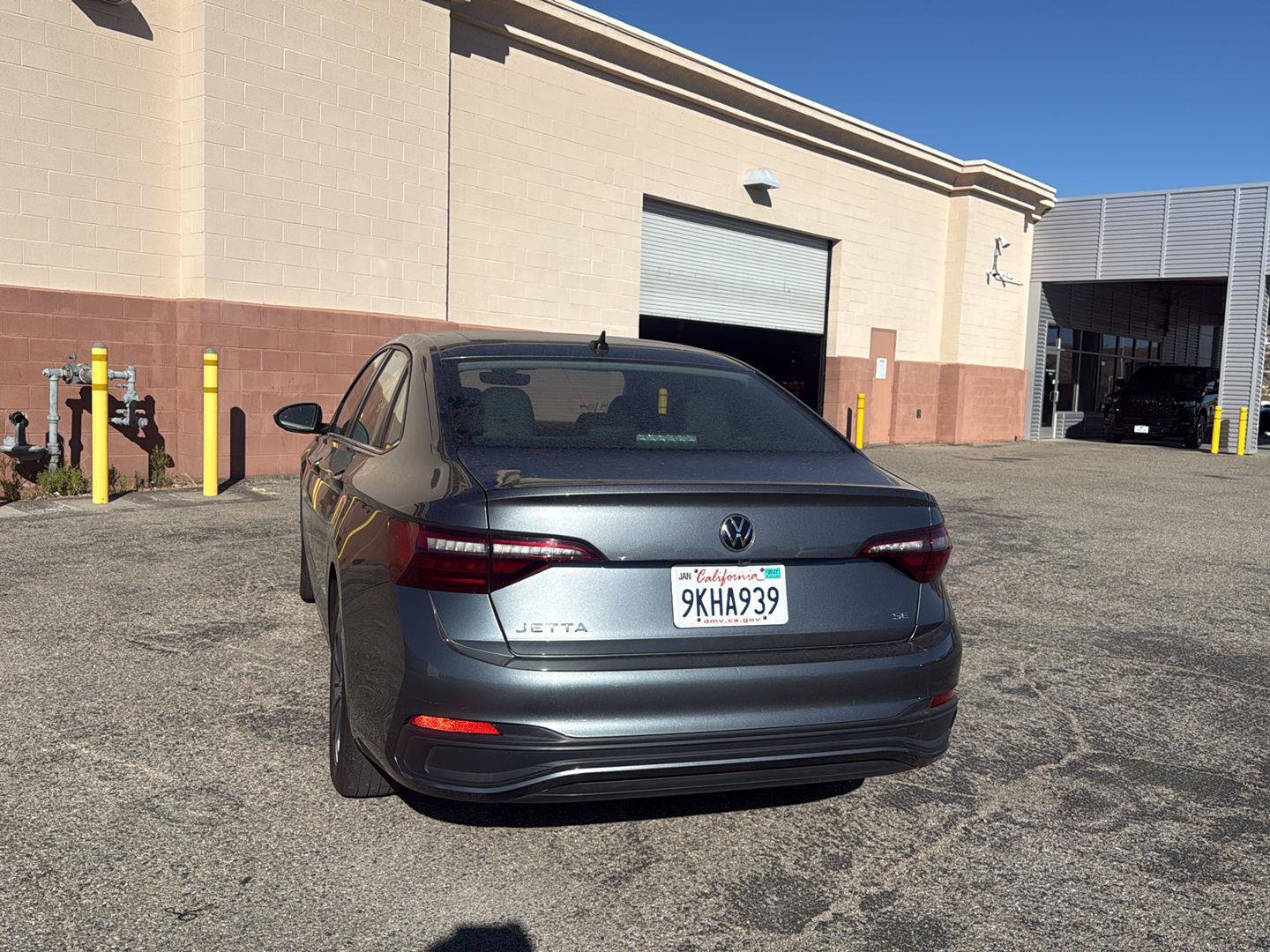 Used 2024 Volkswagen Jetta SE FWD image 6
