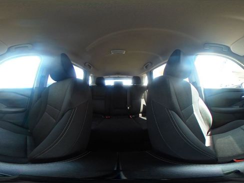 Used 2025 Nissan Rogue SV AWD/4WD image 44