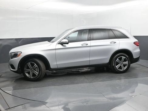 Used 2017 Mercedes-Benz GLC 300 4MATIC image 25