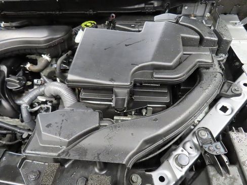 Used 2019 Nissan Rogue Sport SV image 20