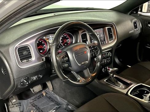 Used 2019 Dodge Charger GT image 13