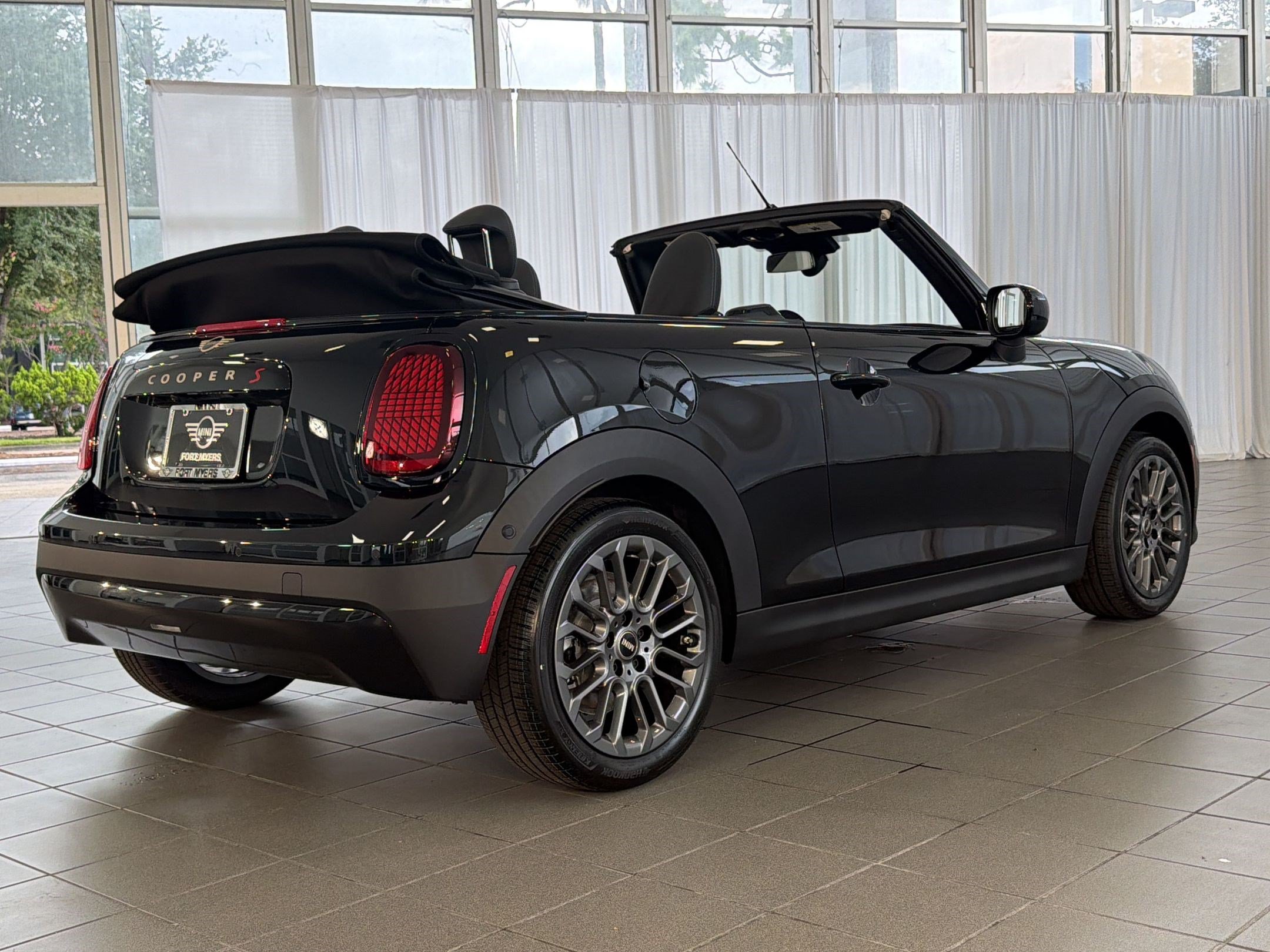 New 2026 MINI Cooper S FWD image 9