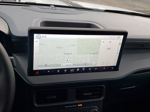 New 2025 Ford Maverick Lariat w/ Black Appearance Package image 25