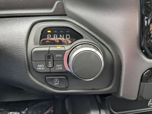 New 2026 RAM 1500 Express AWD/4WD image 27