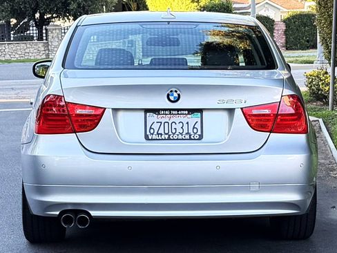 Used 2011 BMW 328i Sedan RWD image 5