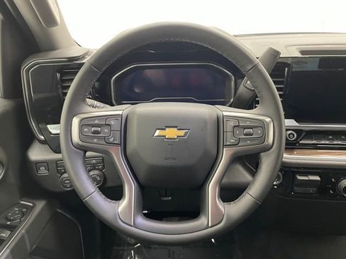 Certified 2025 Chevrolet Silverado 1500 LT image 11
