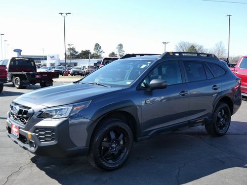 Used 2025 Subaru Outback Wilderness image 8