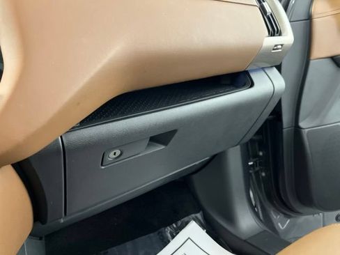 Used 2025 Nissan Pathfinder Platinum w/ Black Appearance Package FWD image 39