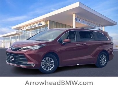 Used 2023 Toyota Sienna XLE