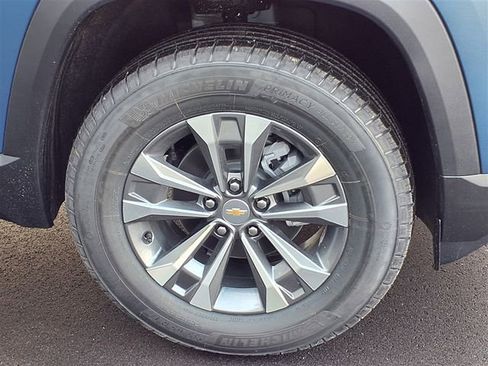 New 2026 Chevrolet Equinox LT image 19