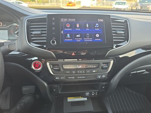 Used 2023 Honda Ridgeline Black Edition image 19