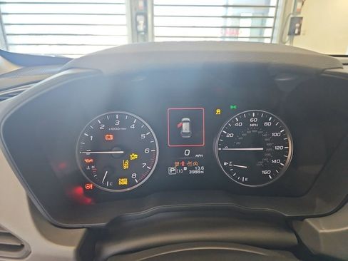 Used 2025 Subaru Crosstrek 2.5i Limited w/ Crosstrek Mirror Package image 10
