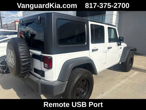 Used 2016 Jeep Wrangler Unlimited Sport w/ Connectivity Group AWD/4WD image 3