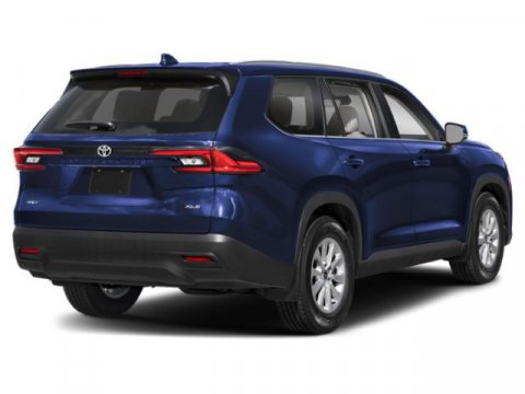 New 2026 Toyota Grand Highlander XLE FWD image 2