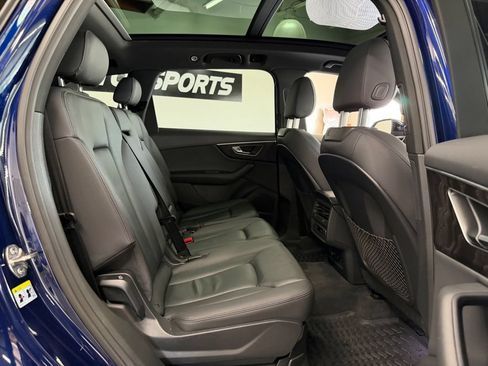 Used 2021 Audi Q7 3.0T Premium Plus AWD/4WD image 35