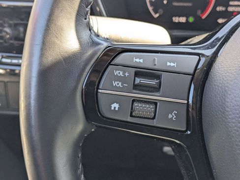 Used 2025 Honda CR-V EX-L image 16