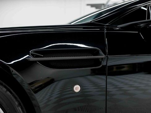 Used 2011 Aston Martin V8 Vantage N420 image 11