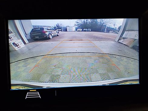 Used 2018 GMC Terrain SLE w/ Driver Convenience Package image 14