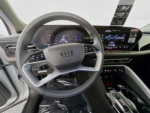 New 2025 Audi Q5 2.0T Premium Plus image 25