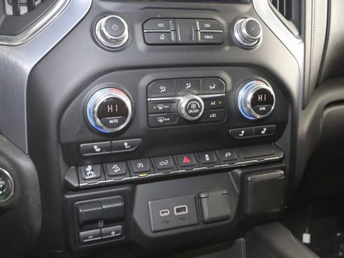 Used 2020 GMC Sierra 1500 Elevation w/ Elevation Value Package image 29