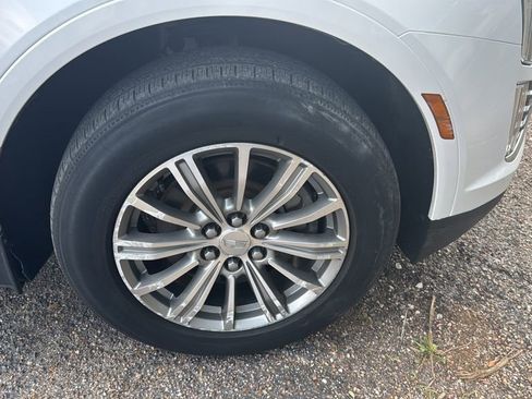 Used 2019 Cadillac XT5 Luxury AWD/4WD image 20