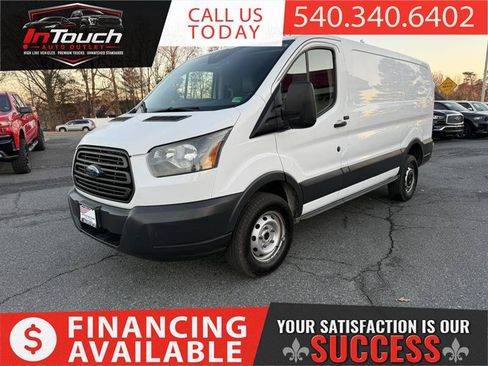 Used 2016 Ford Transit 250 130 Low Roof RWD image 1
