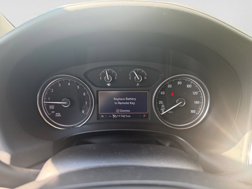 Used 2020 Buick Enclave Premium w/ Sun and Sites Package AWD/4WD image 31