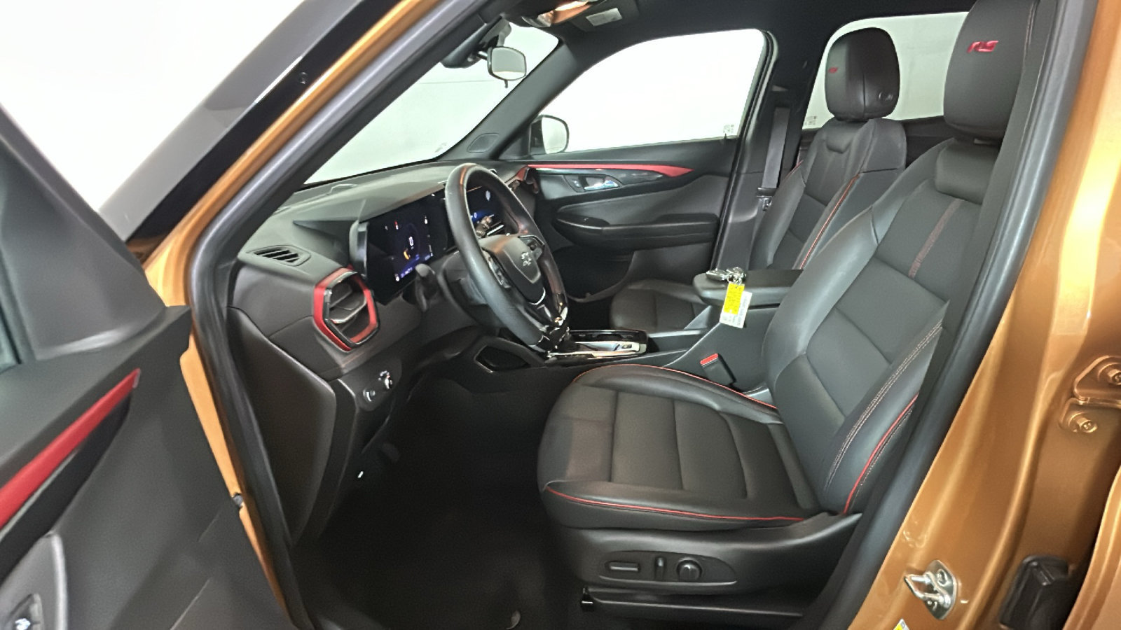 Used 2024 Chevrolet TrailBlazer RS AWD/4WD image 13