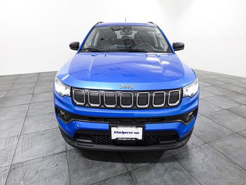 Used 2022 Jeep Compass Latitude AWD/4WD image 2