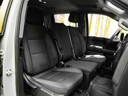 Used 2025 Chevrolet Silverado 1500 Custom Trail Boss AWD/4WD image 20
