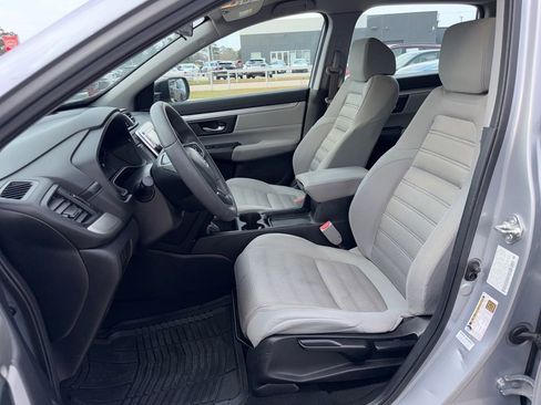 Used 2018 Honda CR-V LX image 9