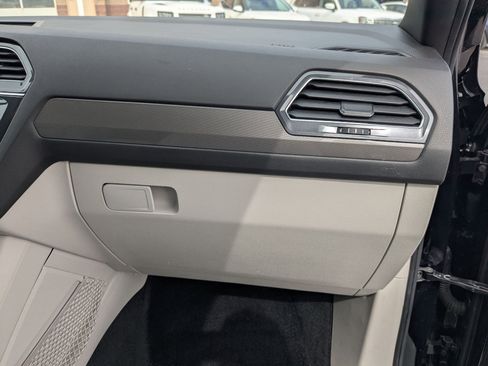 Used 2022 Volkswagen Tiguan SE R-Line AWD/4WD image 30