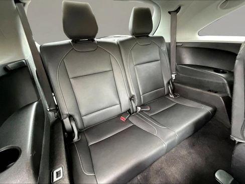 Used 2019 Acura MDX w/ Technology & Entertainment AWD/4WD image 23