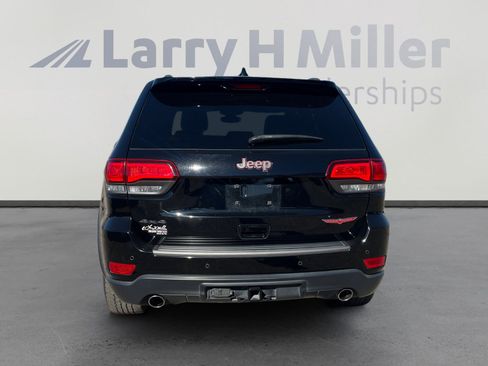 Used 2020 Jeep Grand Cherokee Trailhawk image 4