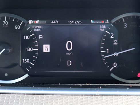 Used 2023 Land Rover Range Rover Evoque S image 24