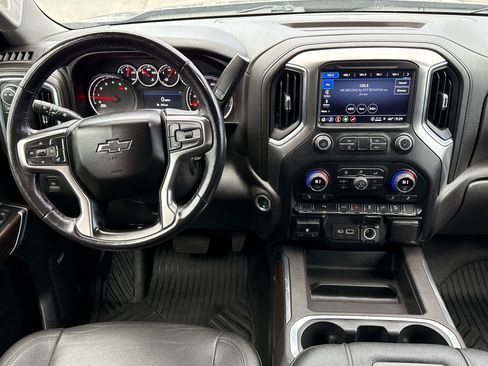 Used 2022 Chevrolet Silverado 1500 LT Trail Boss w/ Convenience Package II image 19