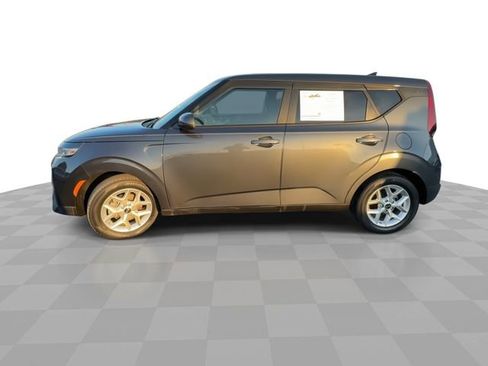 Used 2021 Kia Soul S image 5