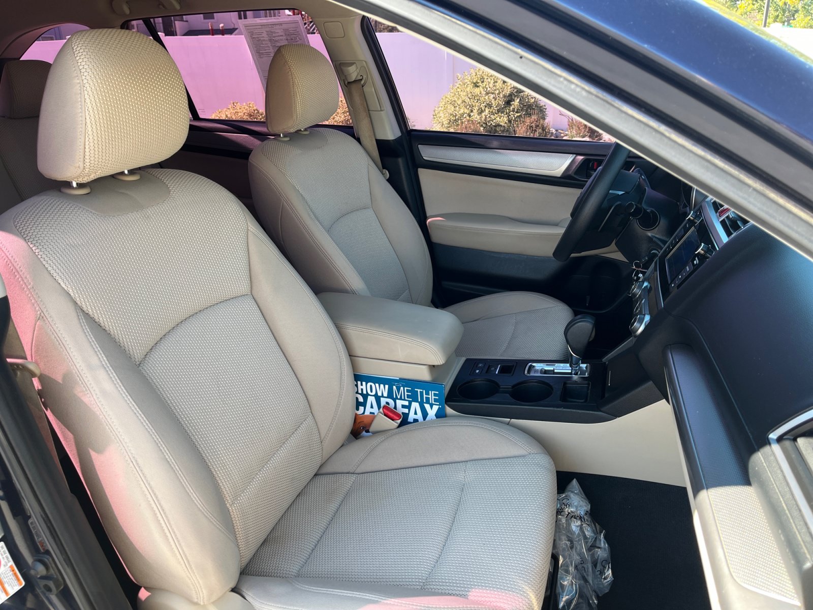 Used 2018 Subaru Outback 2.5i AWD/4WD image 19