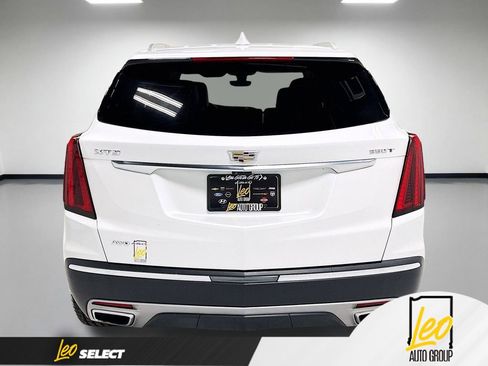 Used 2023 Cadillac XT5 Premium Luxury w/ Platinum Package AWD/4WD image 9