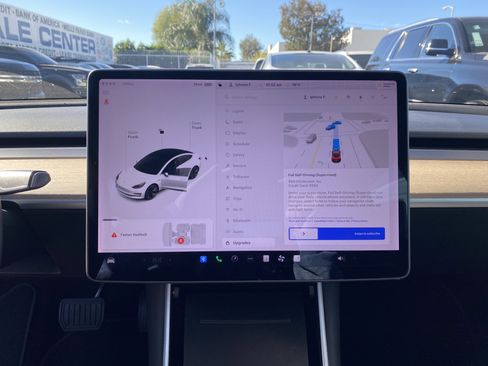 Used 2020 Tesla Model 3 Long Range image 18