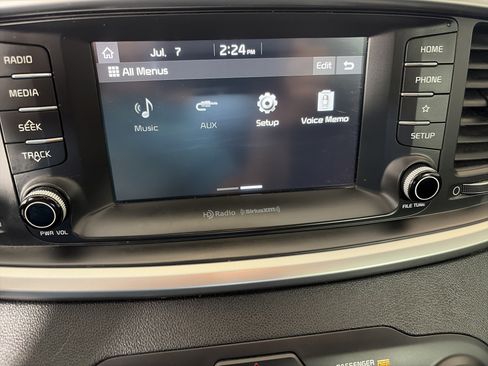 Used 2019 Kia Sorento FWD w/ LX Convenience Package image 16