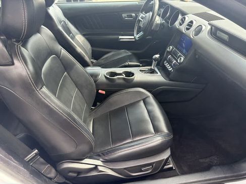 Used 2022 Ford Mustang Premium RWD image 12