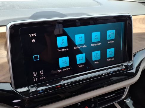 Certified 2024 Volkswagen Atlas SE w/ Panoramic Sunroof Package image 31