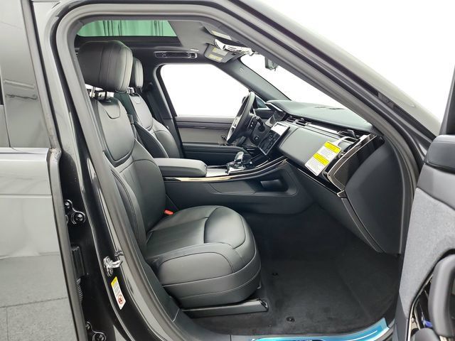 New 2026 Land Rover Range Rover Sport SE AWD/4WD image 18