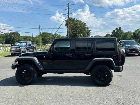 Used 2016 Jeep Wrangler Unlimited Sport AWD/4WD image 2