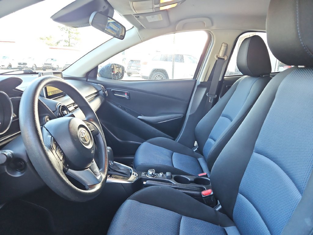 Used 2017 Toyota Yaris iA FWD image 21