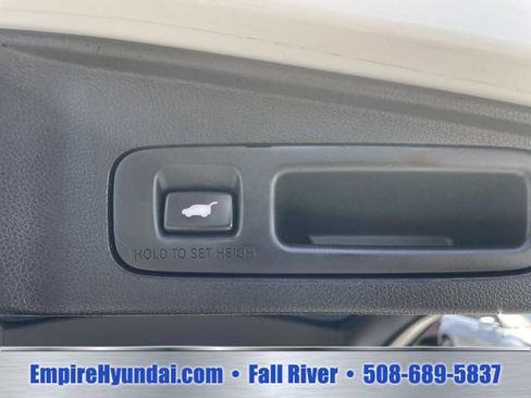 Used 2022 Honda CR-V EX-L image 8